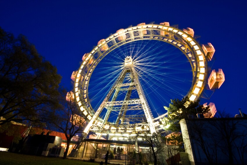 Il Prater, lo storico parco divertimenti di Vienna